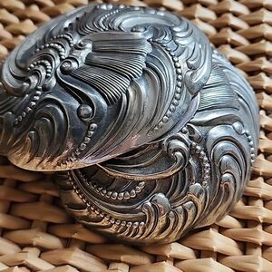 Made in Italy Wallace Silversmiths Silverplated Decorative Clam Shell Trinket